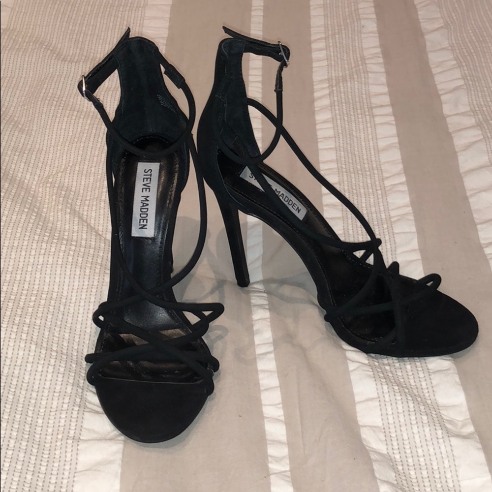 Black Steve Madden strappy heels size 7.5